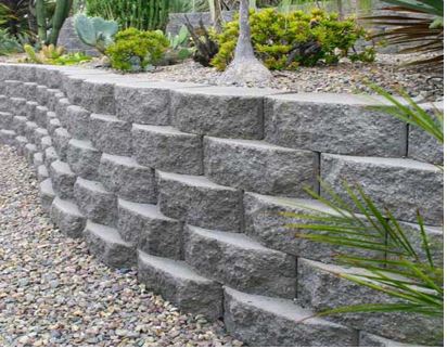 Retaining wall